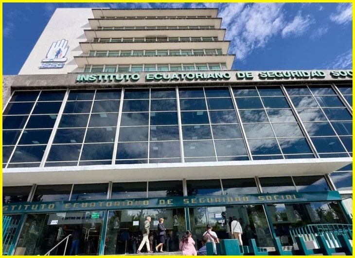 ¿Instituto Ecuatoriano de Seguridad Social - IESS?